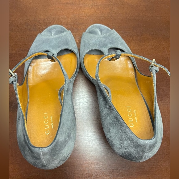 GUCCI T- Strap Platform Grey Suede Peep Toe Pumps - Size IT 37.5 | US 7.5 - Picture 11 of 16